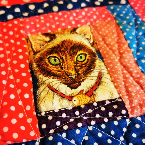 Vintage Hand Made Quilted Pot Holders with Cats - Picture 6 of 15